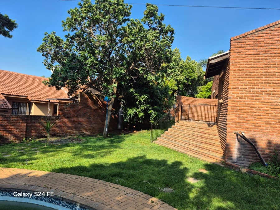 3 Bedroom Property for Sale in Safari Gardens North West